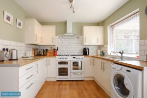 Kitchen/Diner- click for photo gallery